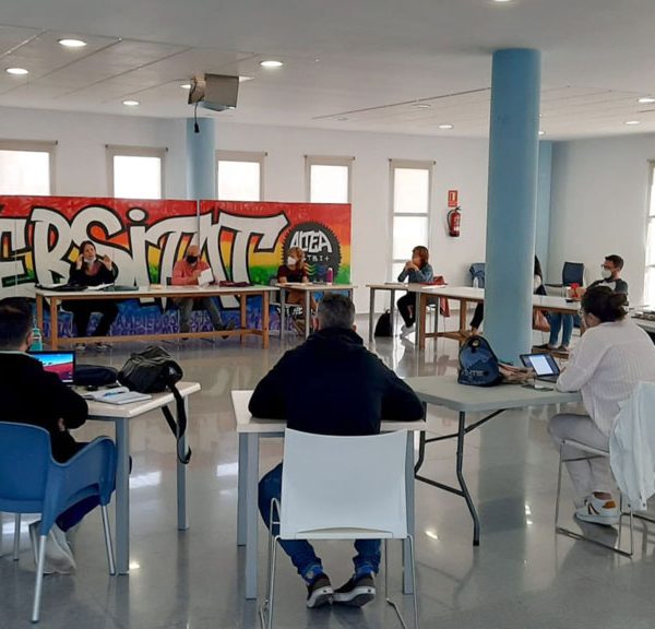 LA REGIDORA DE JOVENTUT, MARTA LLORET, HA INFROMAT SOBRE LA REUNIÓ DE LA XARXA JOVE DE LES MARINES