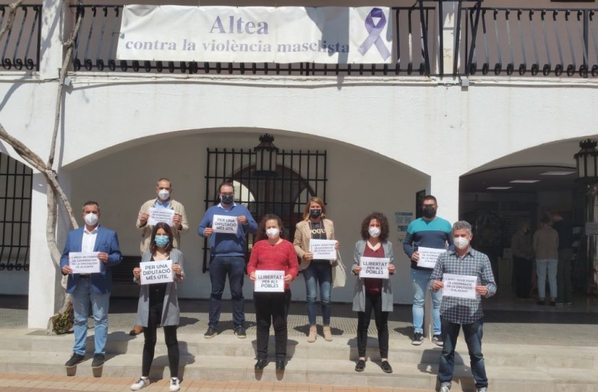 AVUÍ EL PSPV-PSOE ALTEA ES SUMA A LA PROTESTA PER LA GESTIÓ DE LA DIPUTACIÓ D’ALACANT PRESIDIDA PEL PP QUE DEIXA A LA MARINA BAIXA SENSE REBRE 8,1 MILIONS D’EUROS