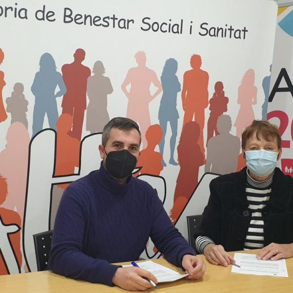 LA REGIDORIA DE BENESTAR SOCIAL I L’ASSOCIACIÓ “GATOS FELICES ALTEA” RENOVEN LA SEVA COL.LABORACIÓ
