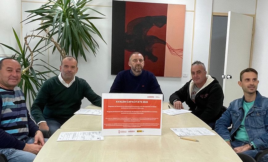 L’Ajuntament d’Altea contracta tres treballadors laborals temporals per mitjà del programa EMDISC de la Generalitat Valenciana